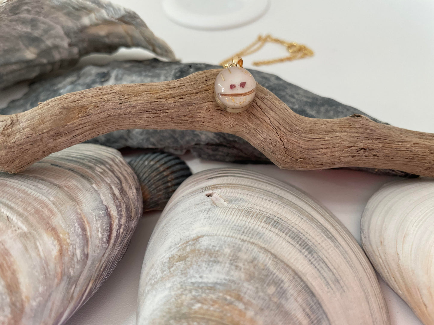 Ovum Bloom Oval Necklace